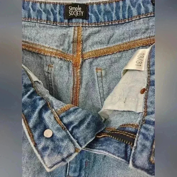 Distressed Denim Cutoff Shorts 'Jorts' by Simple Society Size 31 - Picture 3 of 5